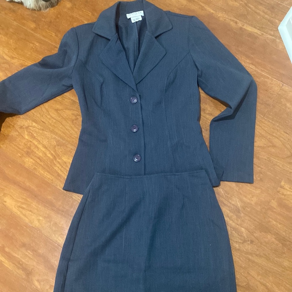 Suit size 3
